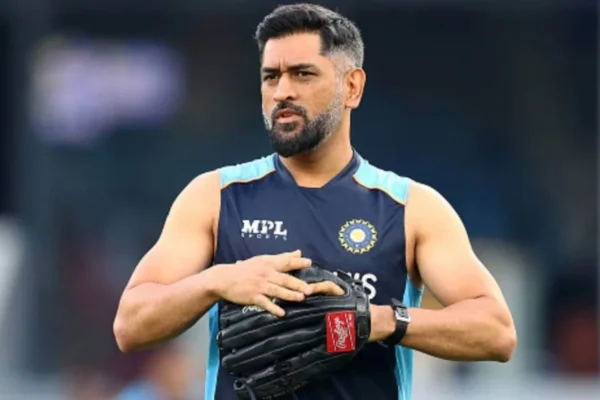 MS Dhoni Mentor Role