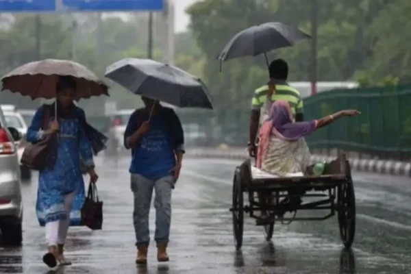 delhi weather report today