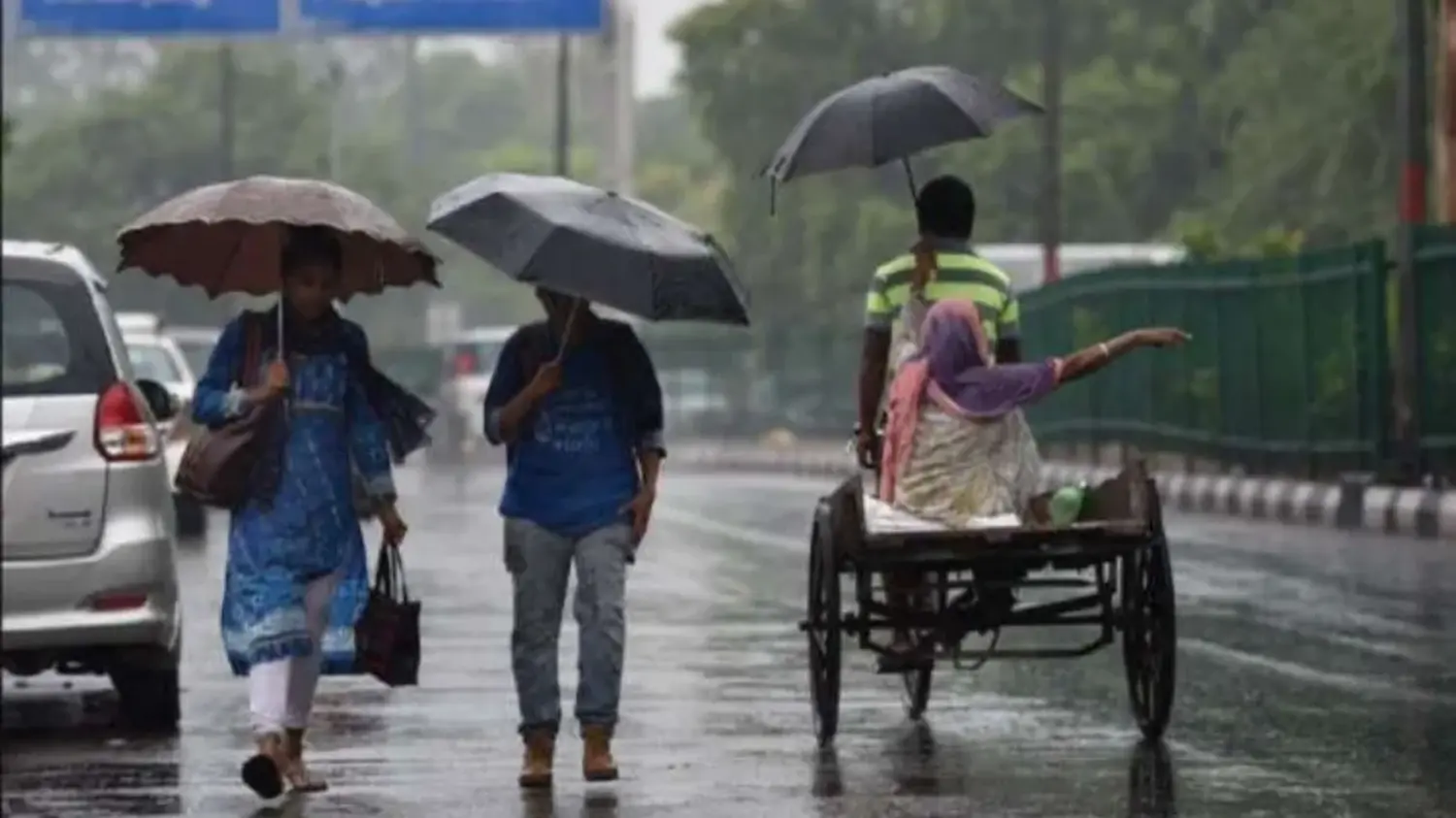 delhi weather report today
