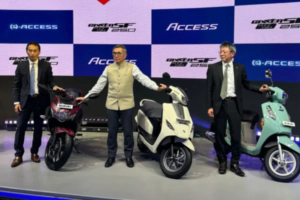 Suzuki e-Access – पहला ड्यूल-फ्यूल इलेक्ट्रिक स्कूटर जो 95 किमी रेंज और 71 किमी/घंटा टॉप स्पीड के साथ आता है।