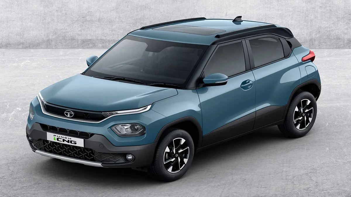 AMT with CNG Cars 2025 सेगमेंट में Tata Punch iCNG SUV का फ्रंट व्यू, ड्यूल CNG टैंक और स्टाइलिश डिज़ाइन के साथ आकर्षक