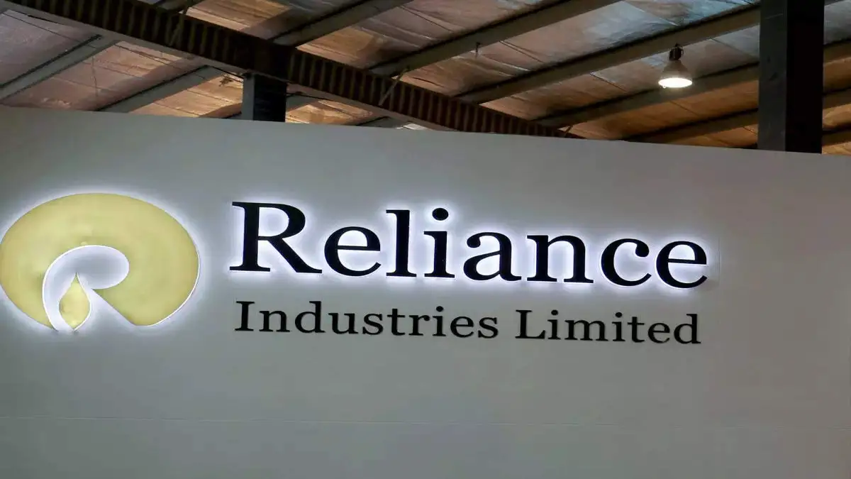 Reliance ने बढ़ाया AI निवेश – stocks making big moves midday Reliance Industries में Meta की संभावित भागीदारी से stocks making big moves midday में जोश बढ़ा