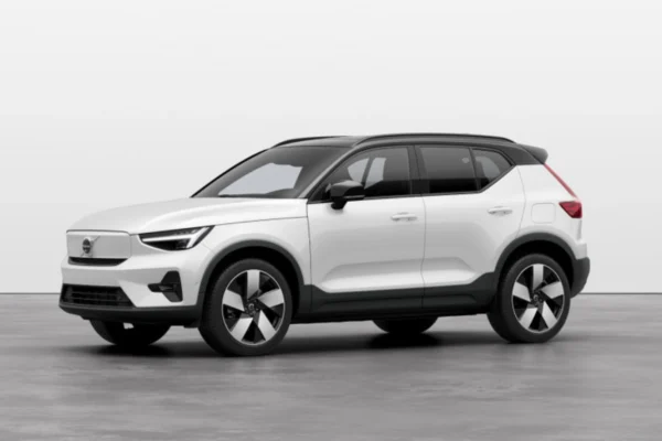 Volvo EC40 भारत में लॉन्च होने वाली प्रीमियम इलेक्ट्रिक SUV, जिसमें 530 km रेंज, 27 मिनट चार्जिंग और शानदार डिज़ाइन है।