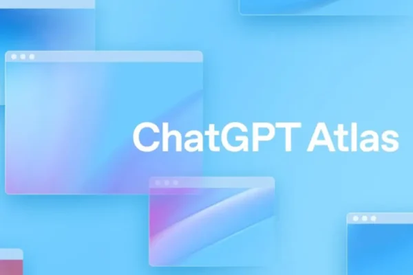 ChatGPT Atlas Browser का इंटरफेस जिसमें साइडबार पर AI चैट फीचर और नया डार्क थीम डिज़ाइन दिखाया गया है।