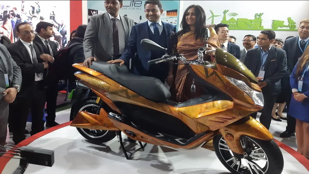 Okinawa Electric Cruiser भारत में लॉन्च होगा, जिसमें 120 किमी रेंज, तेज चार्जिंग और स्टाइलिश डिज़ाइन की शानदार विशेषताएँ हैं।