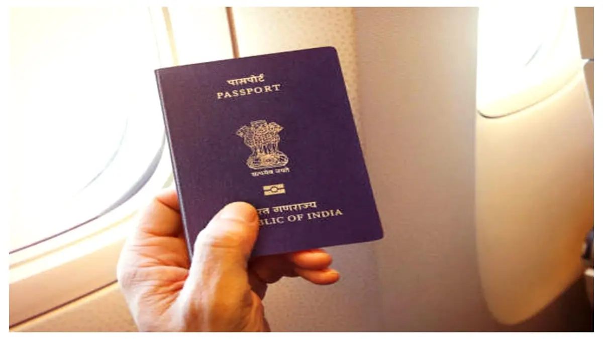 e-passport in India:भारत में ई-पासपोर्ट आवेदन, बायोमेट्रिक वेरिफिकेशन और पासपोर्ट सेवा केंद्र की प्रक्रिया को दर्शाता हुआ आसान और स्पष्ट ग्राफिक