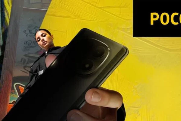 Poco M8 5G स्मार्टफोन का रियल लाइफ व्यू, बजट 5G फोन से जुड़ी डिजाइन और डिस्प्ले की झलक