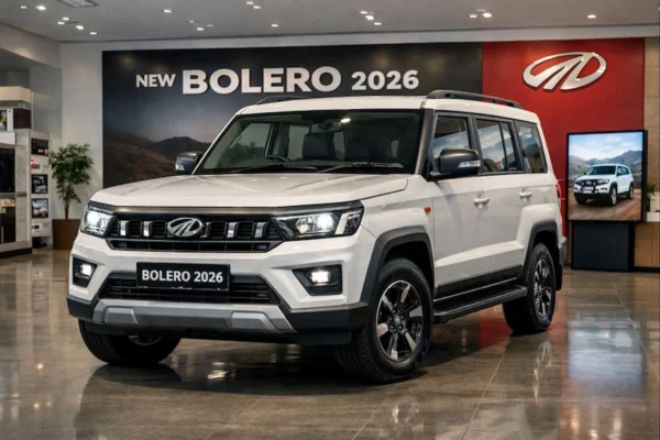 New Mahindra Bolero 2026, शो रूम में, नई डिज़ाइन और स्टाइलिश लुक