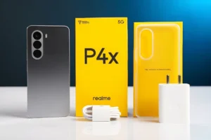 realme P4x 5G हैंड में पकड़ा हुआ, 144Hz LCD स्क्रीन, 50MP कैमरा, 45W फास्ट चार्जिंग और मैट फिनिश डिजाइन